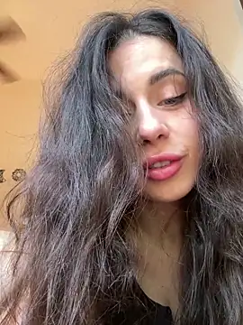 Snapshot of PartyQqHouse chatting on 4, 2, 2025 PartyQqHouse online show from 4, 2, 2025