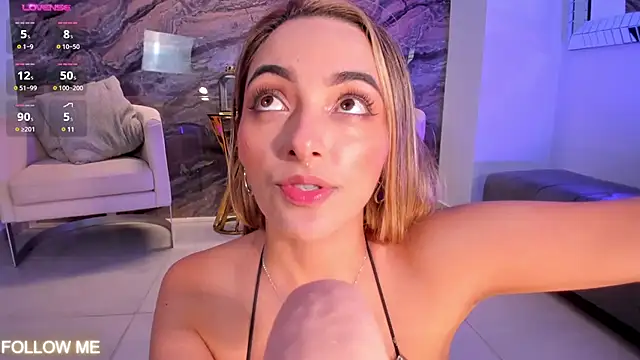 MelissaMoore  online show from 5, 3, 2025