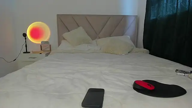 Dephne   online show from 29, 9, 2025