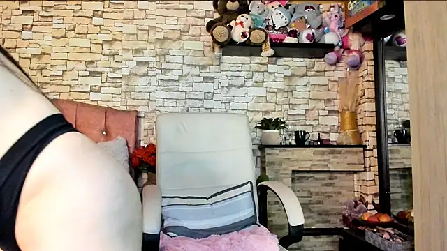 Carla expit online show from 2, 7, 2026