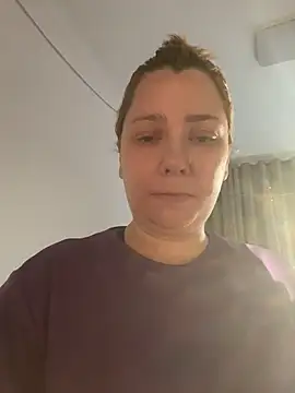 Patriciamoura69 online show from 4, 8, 2026