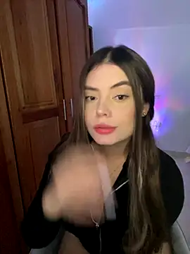 Snapshot of Miss_valeriaa chatting on 30, 10, 2025 Miss valeriaa online show from 30, 10, 2025