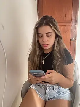 Snapshot of Miss_valeriaa chatting on 1, 3, 2026 Miss valeriaa online show from 1, 3, 2026