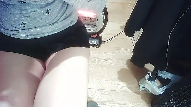 cindy01113520 online show from 9, 2, 2025