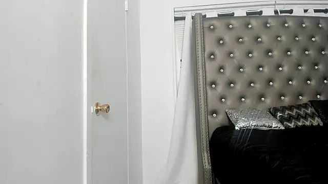 SashaMalone online show from 4, 12, 2024