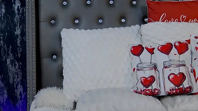 IsabelleEthan online show from 6, 2, 2025