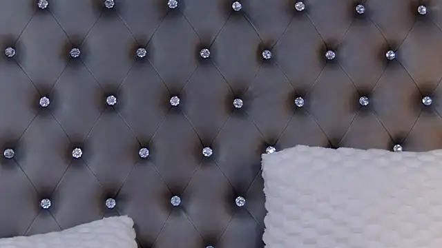 IsabelleEthan online show from 10, 2, 2025