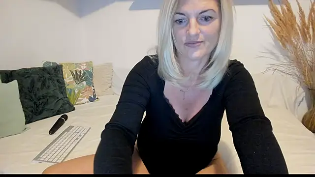 Jadore able online show from 27, 9, 2025