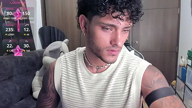 Alessandro Vanni online show from 8, 11, 2025