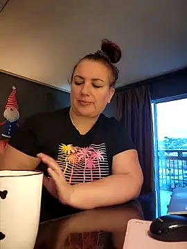 Snapshot of Canadian_BBW chatting on 22, 12, 2024 Canadian BBW online show from 22, 12, 2024