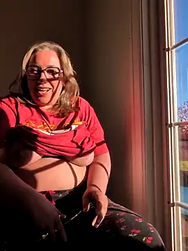 Canadian BBW online show from 25, 4, 2026