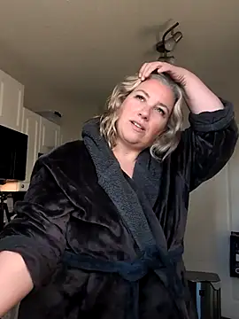 Canadian BBW online show from 30, 4, 2026