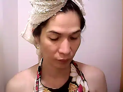 Snapshot of BigDickTrans chatting on 8, 2, 2025 BigDickTrans online show from 8, 2, 2025