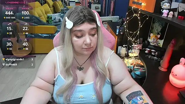 Softie Sofy online show from 5, 3, 2025