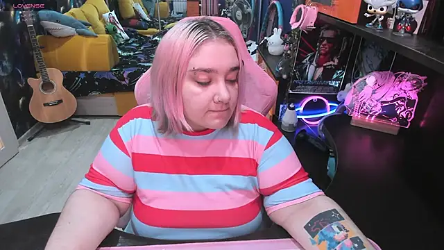 Softie Sofy online show from 26, 9, 2025