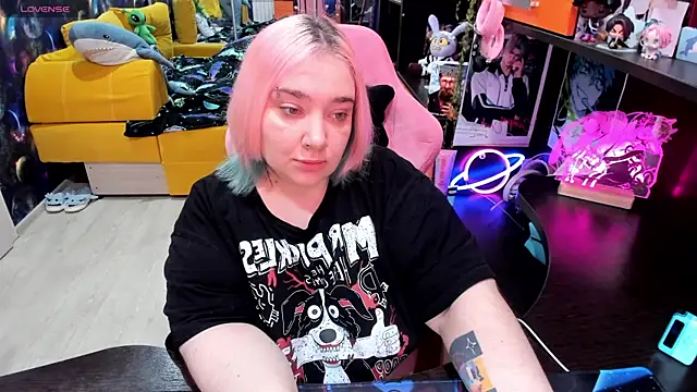 Softie Sofy online show from 27, 4, 2026