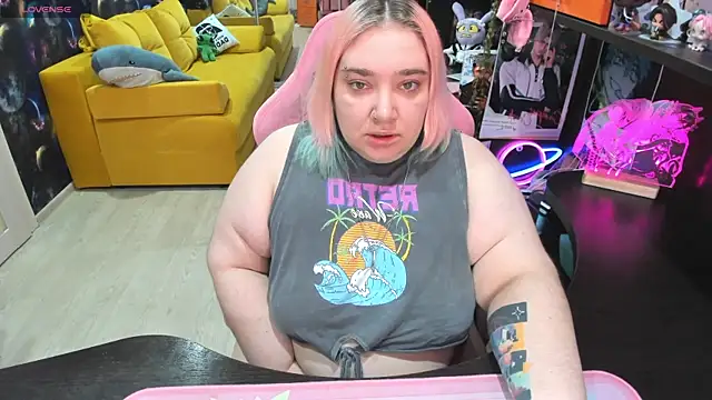 Softie Sofy online show from 5, 6, 2026