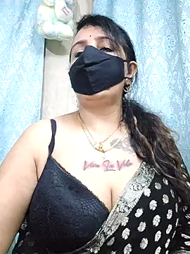 cute-tanvi online show from 7, 11, 2025