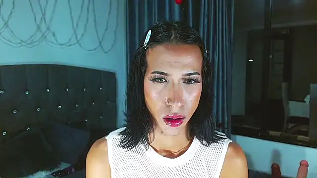 Kenisha Sweet online show from 9, 3, 2025