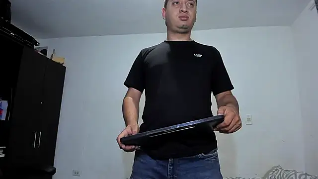 ares sexxx online show from 21, 4, 2026