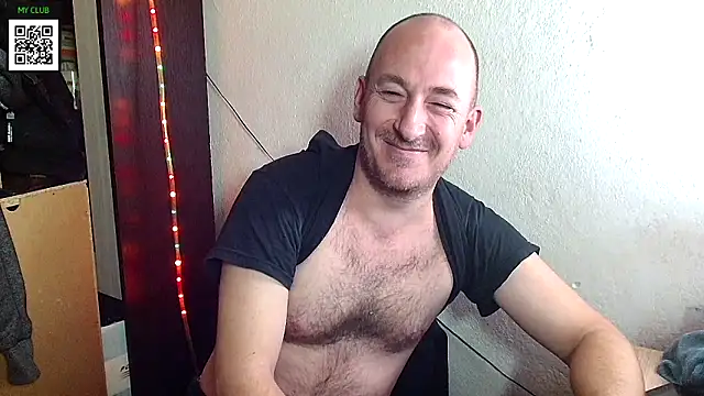 Snapshot of Johan___Barker chatting on 23, 12, 2024 Johan Barker online show from 23, 12, 2024