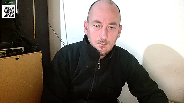 Snapshot of Johan___Barker chatting on 5, 1, 2025 Johan Barker online show from 5, 1, 2025