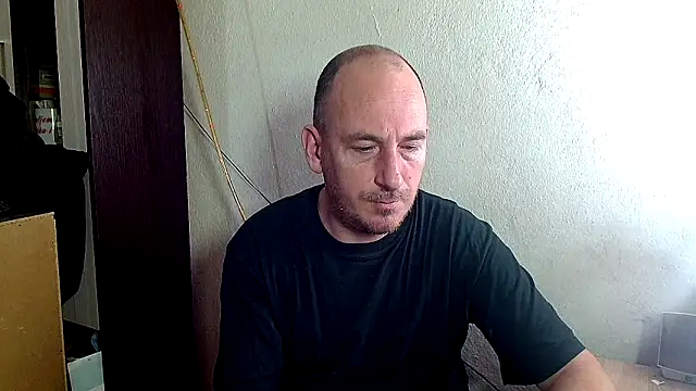 Snapshot of Johan___Barker chatting on 6, 1, 2025 Johan Barker online show from 6, 1, 2025