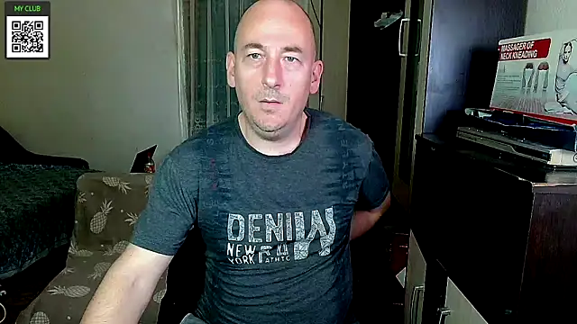 Snapshot of Johan___Barker chatting on 1, 2, 2025 Johan Barker online show from 1, 2, 2025