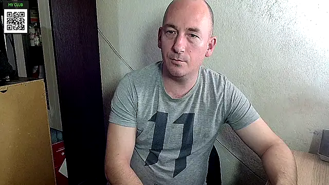 Snapshot of Johan___Barker chatting on 6, 2, 2025 Johan Barker online show from 6, 2, 2025