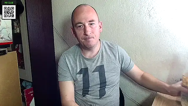 Snapshot of Johan___Barker chatting on 7, 2, 2025 Johan Barker online show from 7, 2, 2025