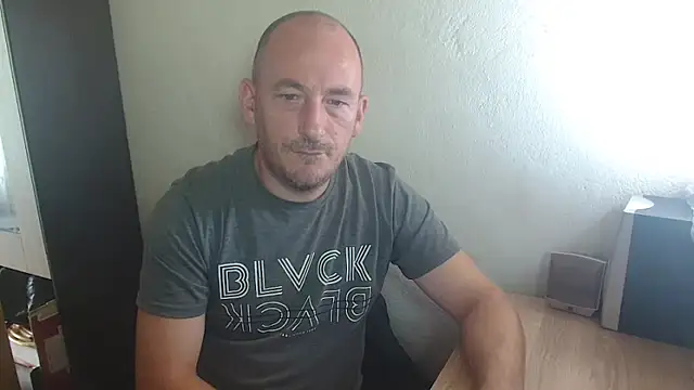 Snapshot of Johan___Barker chatting on 30, 9, 2025 Johan Barker online show from 30, 9, 2025