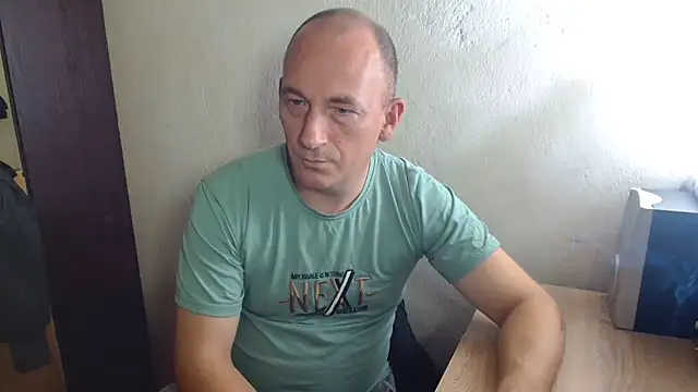 Snapshot of Johan___Barker chatting on 6, 10, 2025 Johan Barker online show from 6, 10, 2025