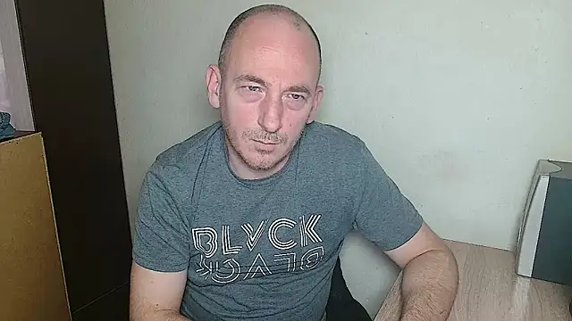 Snapshot of Johan___Barker chatting on 1, 2, 2026 Johan Barker online show from 1, 2, 2026