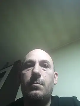 Snapshot of Johan___Barker chatting on 6, 2, 2026 Johan Barker online show from 6, 2, 2026