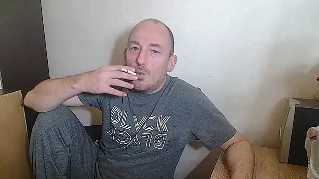 Snapshot of Johan___Barker chatting on 16, 2, 2026 Johan Barker online show from 16, 2, 2026