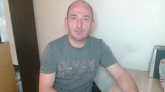 Snapshot of Johan___Barker chatting on 9, 3, 2026 Johan Barker online show from 9, 3, 2026