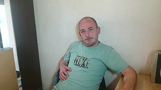 Snapshot of Johan___Barker chatting on 12, 3, 2026 Johan Barker online show from 12, 3, 2026