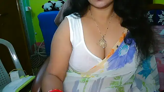Snapshot of Anushka_21 chatting on 30, 12, 2024 Anushka 21 online show from 30, 12, 2024