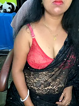 Snapshot of Anushka_21 chatting on 30, 10, 2025 Anushka 21 online show from 30, 10, 2025