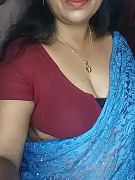 Snapshot of Anushka_21 chatting on 19, 7, 2026 Anushka 21 online show from 19, 7, 2026