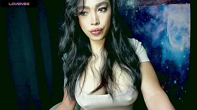 XXsexylongcockXX online show from 15, 7, 2026