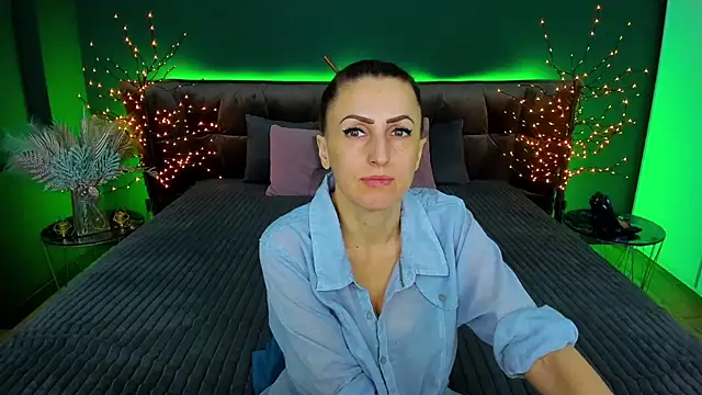 Rebecca Diamond online show from 30, 1, 2025