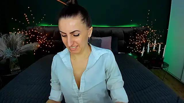 Rebecca Diamond online show from 26, 2, 2026