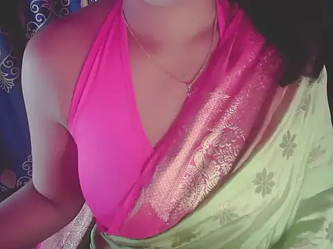 Snapshot of banglarani880 chatting on 5, 1, 2025 banglarani880 online show from 5, 1, 2025