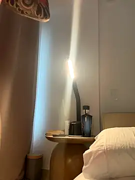 Snapshot of curchez_ chatting on 18, 11, 2025 curchez online show from 18, 11, 2025