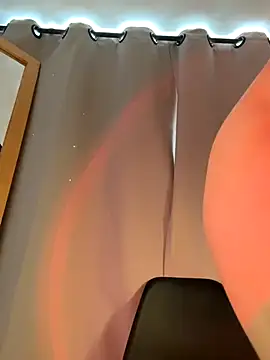 Snapshot of curchez_ chatting on 19, 11, 2025 curchez online show from 19, 11, 2025