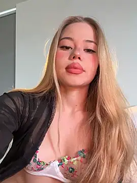 curchez  online show from 6, 3, 2026