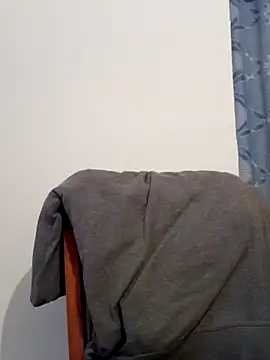 Snapshot of Rolandxxxr chatting on 1, 1, 2025 Rolandxxxr online show from 1, 1, 2025