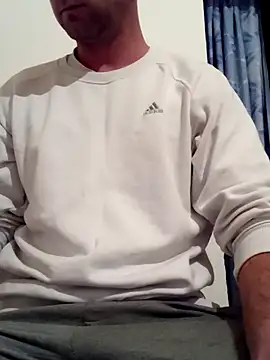 Snapshot of Rolandxxxr chatting on 15, 1, 2025 Rolandxxxr online show from 15, 1, 2025