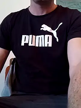 Snapshot of Rolandxxxr chatting on 5, 2, 2025 Rolandxxxr online show from 5, 2, 2025